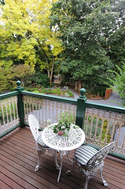 Mary Cards Coach House Bed & Breakfast Olinda Room photo